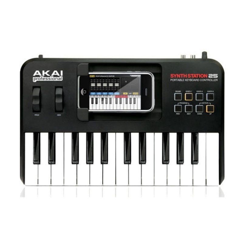 Akai SYNTHSTATION25 25-Key Keyboard Controller for iPhone/IPod