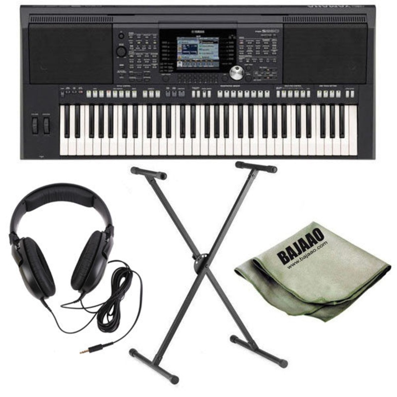Yamaha PSR-S950 61-Key Arranger Keyboard Deluxe Bundle
