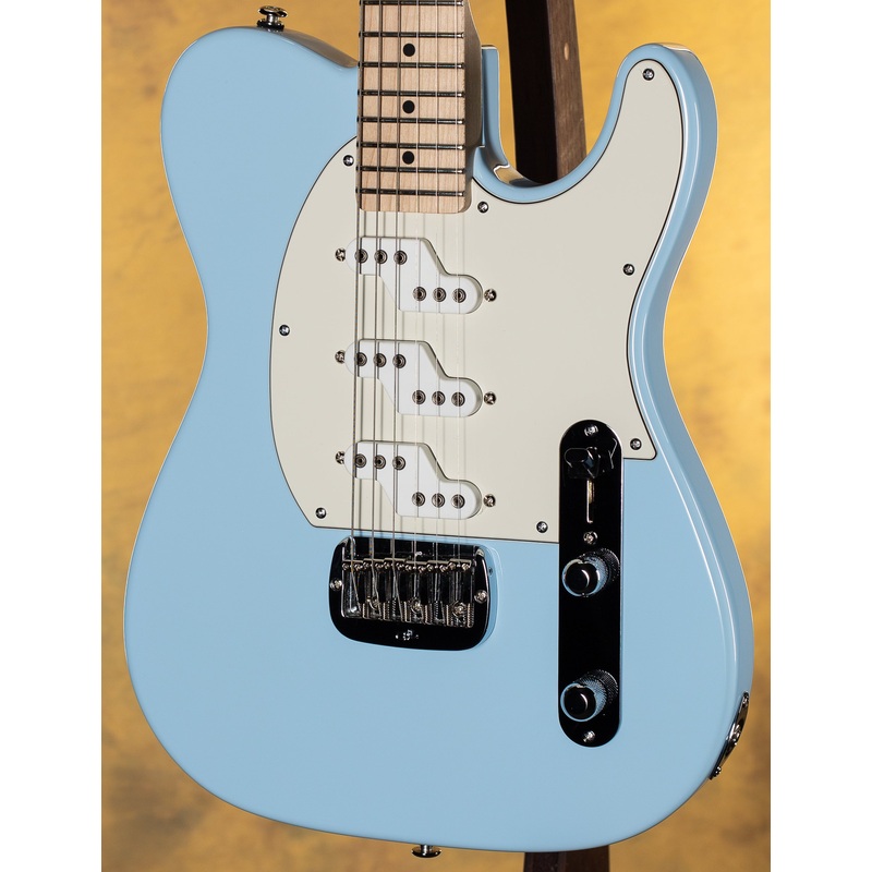 2024 G&L Fullerton Deluxe Asat Z3 Sonic Blue